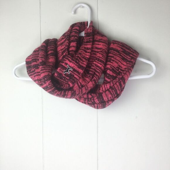 Victoria Secret PINK Knit Dog Patch Infinity Scarf - Picture 2 of 6